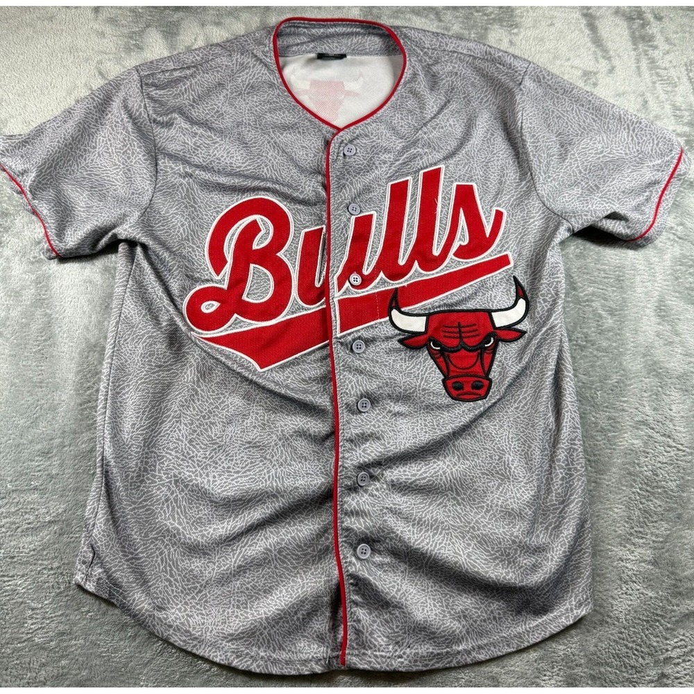 Chicago Bulls Button Up Jersey Shirt Men's Medium NBA Licensed Gray Elephant